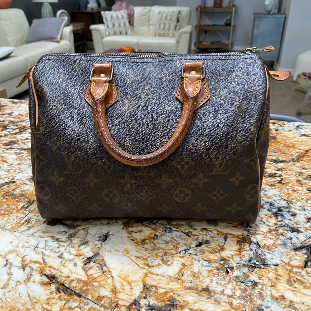 Authentic Vintage Louis Vuitton Speedy 25